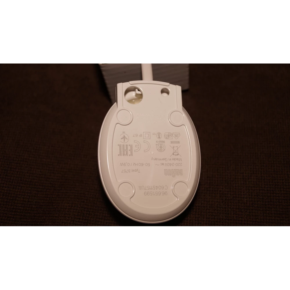 Зарядний пристрій для зубної щітки Oral-B